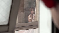 向かいの住人のエロ視線が快感に変わりだす…向かいの巨乳美女と僕だけの秘密の性交! 巨乳 盗撮 素人 お姉さん